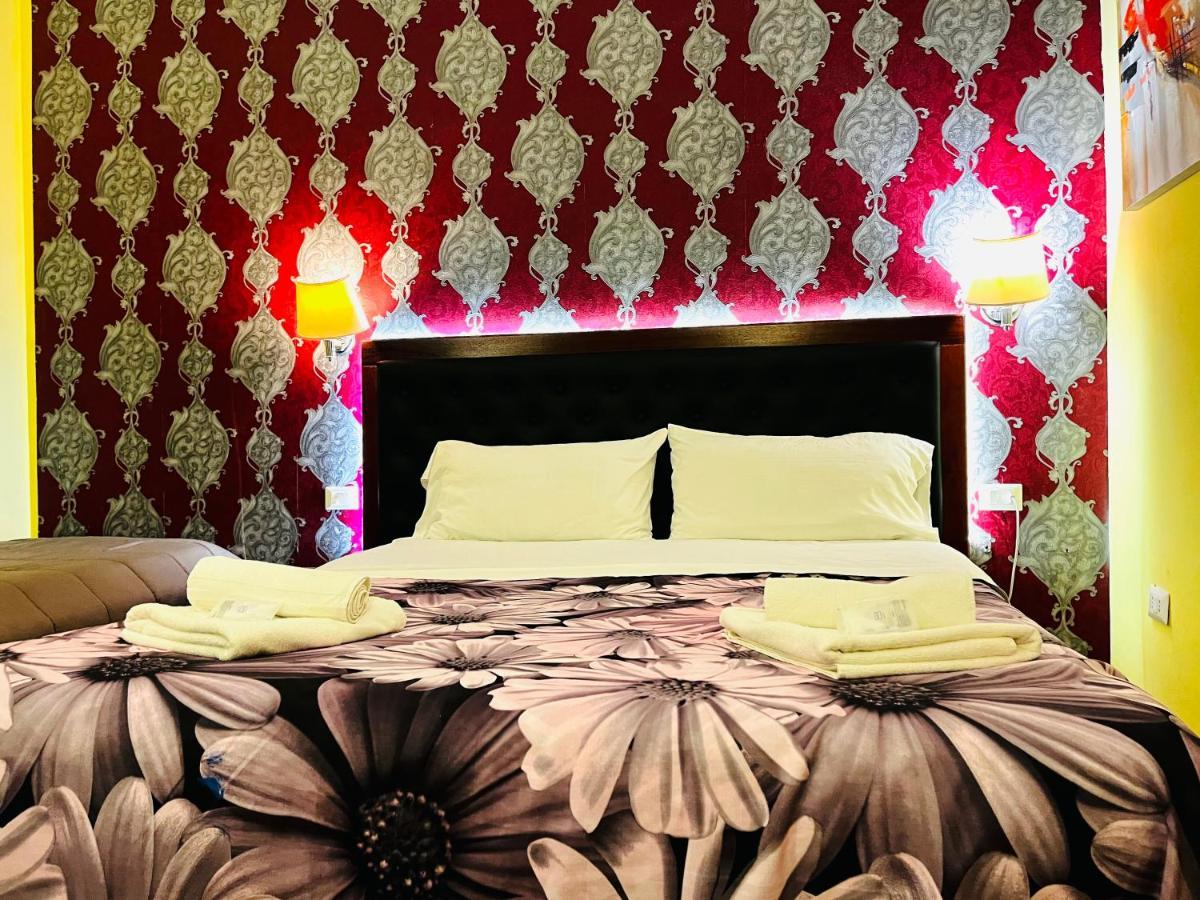 Holiday Rome Guesthouse Bagian luar foto