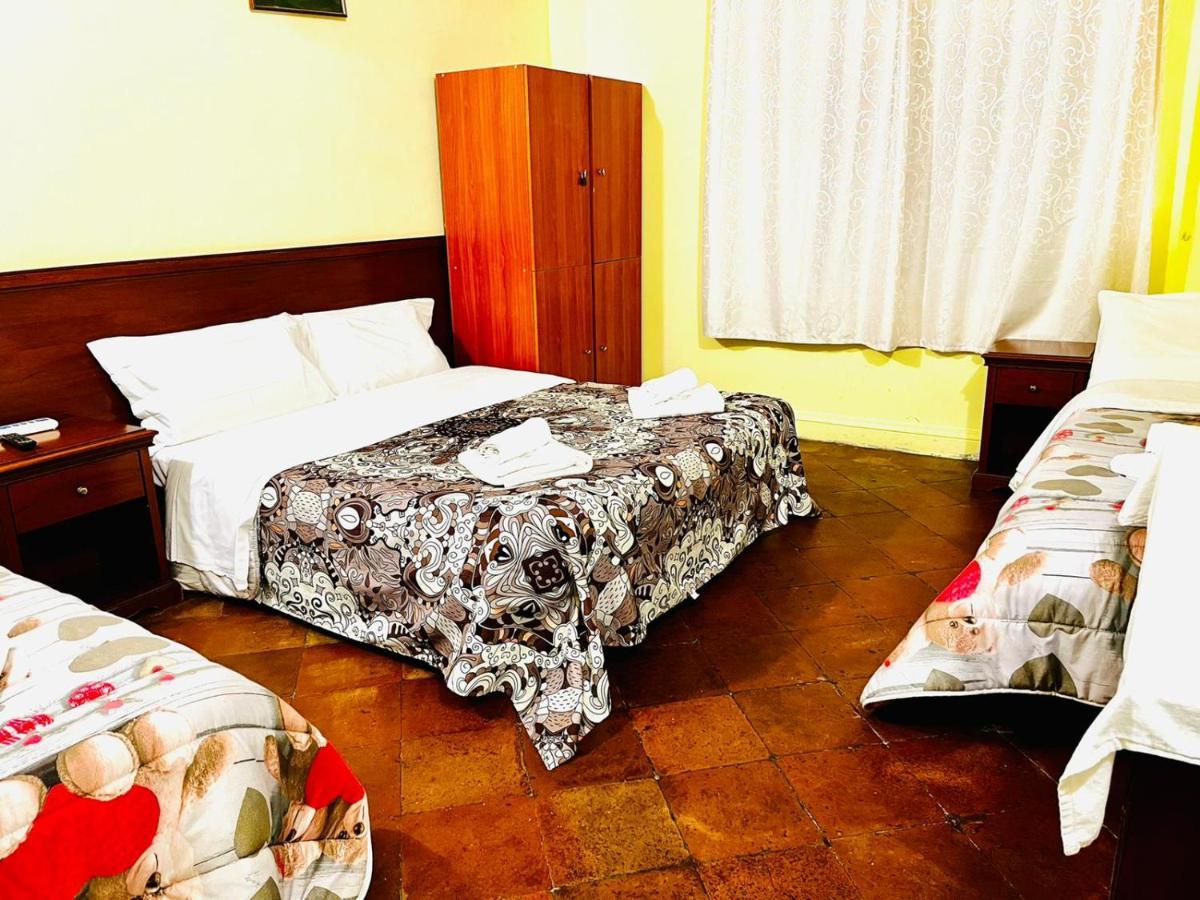 Holiday Rome Guesthouse Bagian luar foto