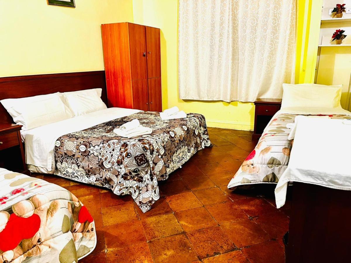 Holiday Rome Guesthouse Bagian luar foto