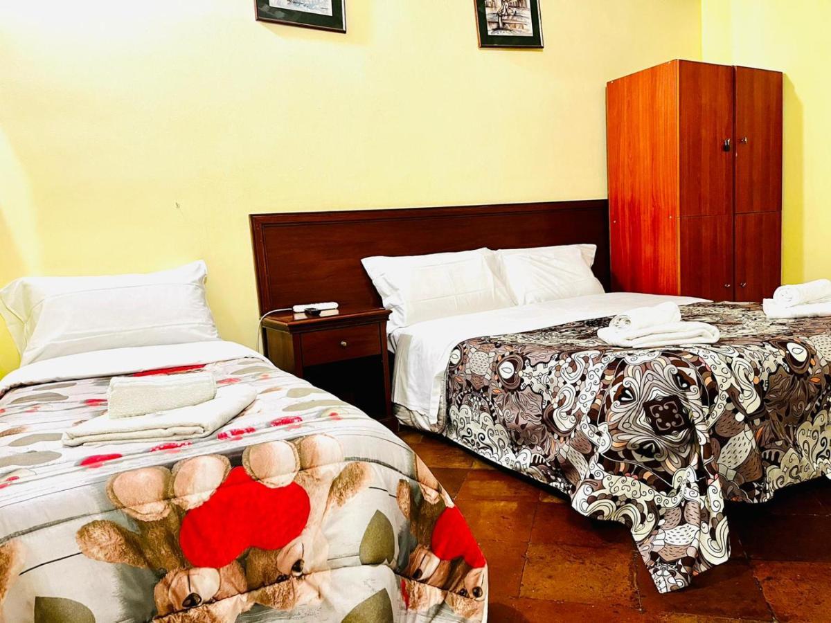 Holiday Rome Guesthouse Bagian luar foto